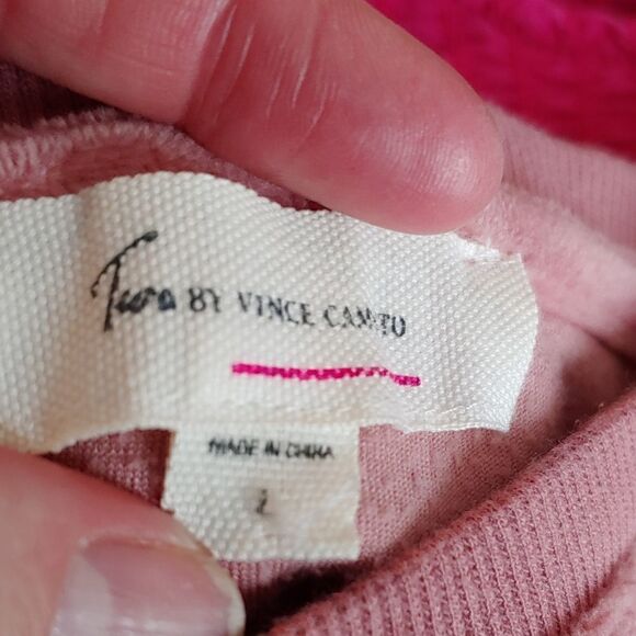 Two by Vince Camuto velour pullover top in plush pink w/ ruffle detail large - Picture 9 of 10